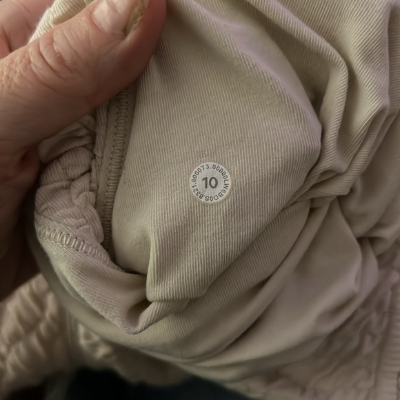 Lululemon Athletica Ripped Wide Leg Super Highwaist Crop Pant Women’s 10 - Picture 10 of 11